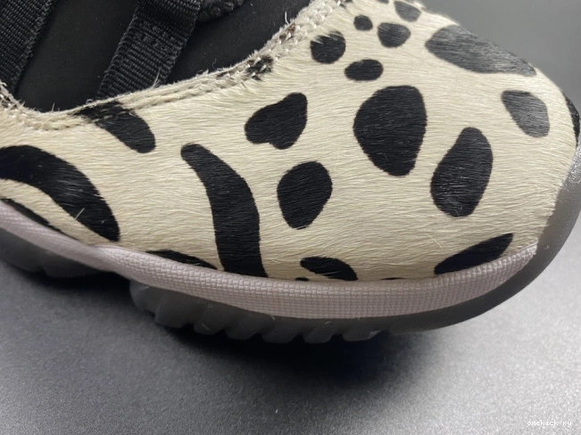 Chep Onekick JORDAN 11 INSTINCT AIR AR0715-010 ANIMAL 0810